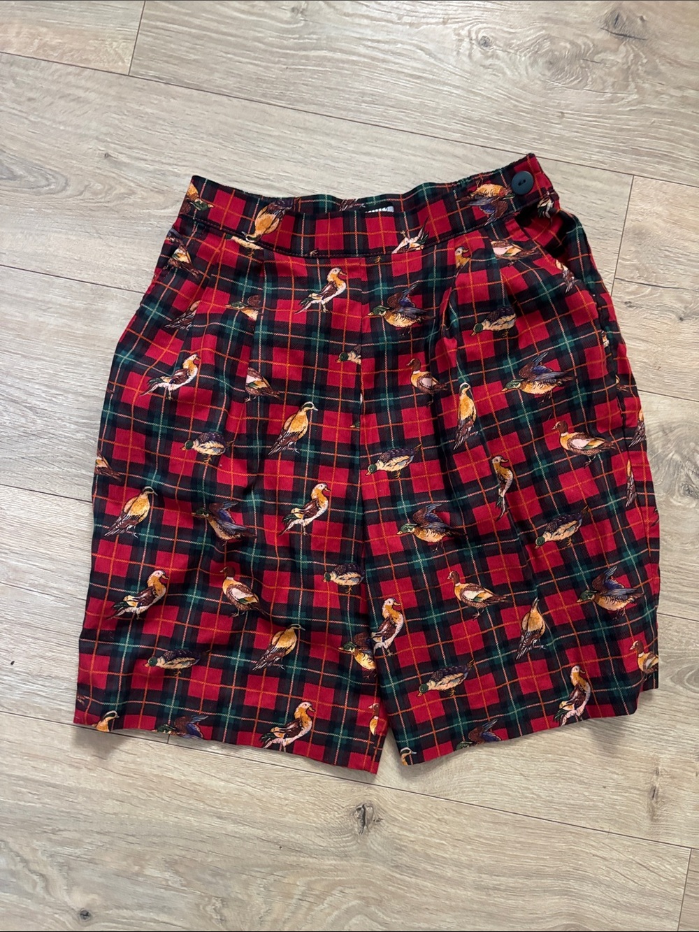 Vintage Ali Miles Red Plaid Shorts with Duck motif. Trouser shorts.